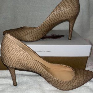 Jessica Simpson Nude Snakeskin Pumps Sz 8
